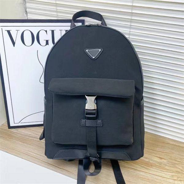 2024 Tasarımcı Çanta Backpack Schoolbag Rucksack Erkek Kadın Lüks Sırt Çantaları Çanta Moda Paketleri Totes Crossbody Omuz Çantaları Büyük Kapasite Bagshoes