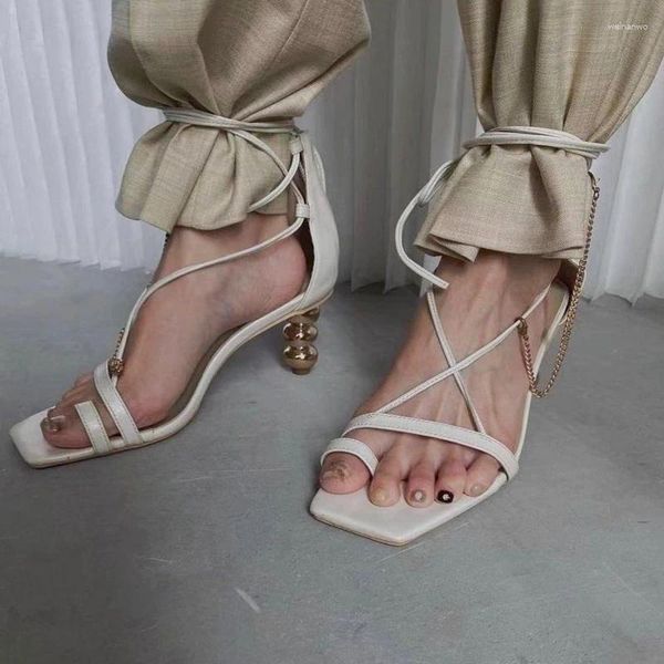 Sandálias japão chique tornozelo cinta dedo do pé aberto mulheres cruz amarrado estilo estranho sapatos de salto alto verão 2024 elegante sandalias de mujer