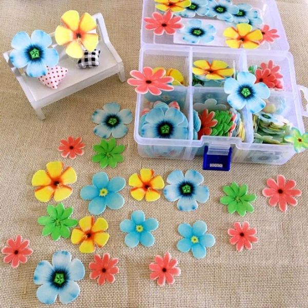 Moldes de cozimento 100 pcs Decoração de bolo comestível Flores misturadas Flores glutinosas Wafer Arroz Papel Cupcake Toppers Decoração Aniversário Ferramenta de casamento