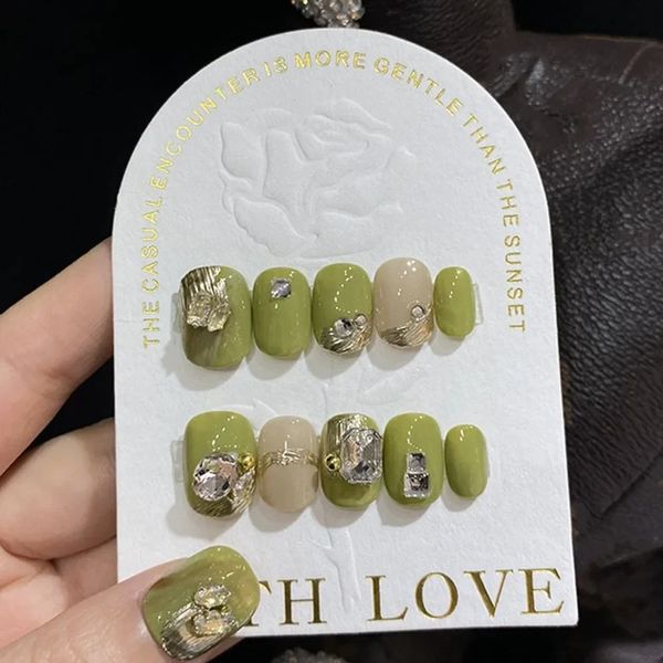 Зеленые накладные ногти ручной работы, короткие корейские многоразовые клейкие накладные ногти, полное покрытие, акриловые искусственные ногти для девочек 240129