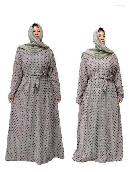 Roupas étnicas meninas islâmicas ou mulheres vestido longo da última moda para a temporada de inverno