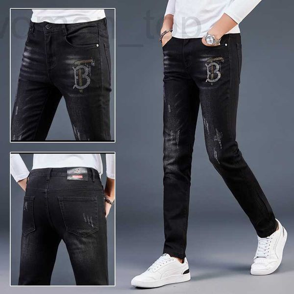 Herren Jeans Designer 2021 gestickt mit heißen Diamond Jeans Herren lässig Slim Fit Pants Korean Fashion Black M8ib