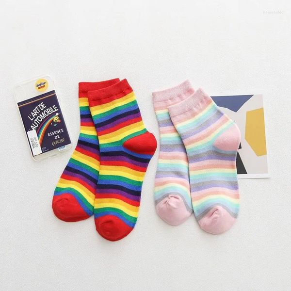 Frauen Socken 2024 Lange Baumwolle Regenbogen Farbe Gestreiften Gedruckt Neuheit Mode Dame Herbst