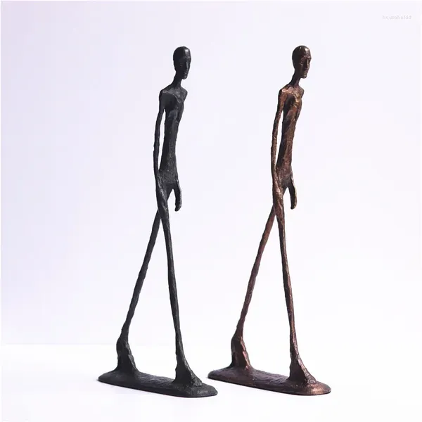 Figurine decorative Ottone Sculture fatte a mano Artigianato Statua di carattere Uomo che cammina Bronzo Persona Figura Walker Soggiorno Decorazione della casa