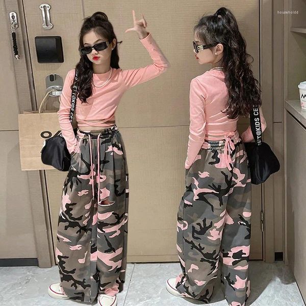 Set di abbigliamento 2024 Vestiti per ragazze Completi per bambini Baby Manica lunga Crop Top Camouflage Hole Pantaloni larghi per bambini Abiti per bambini 5-16 anni