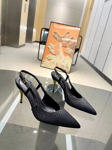 Schuhe Sandalen im High-Heel-Stil Schlichte, modische Eleganz und angenehmes Fußgefühl ohne Druck. Klassischer und stimmungsvoller Stil mit einem Gefühl von Luxus an den Füßen