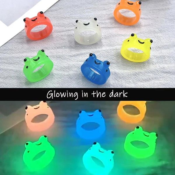 Anéis de cluster colorido luminoso bonito sapo amante resina acrílico para mulheres meninas casal anel de viagem verão moda animal jóias