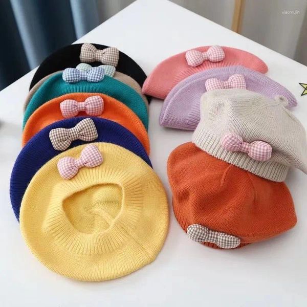 Cappelli Autunno Inverno Caldi Berretti per bambini Ragazza per bambini Berretto lavorato a maglia Simpatico fiocco Principessa Artista Berretto da pittore Cappello all'uncinetto in tinta unita