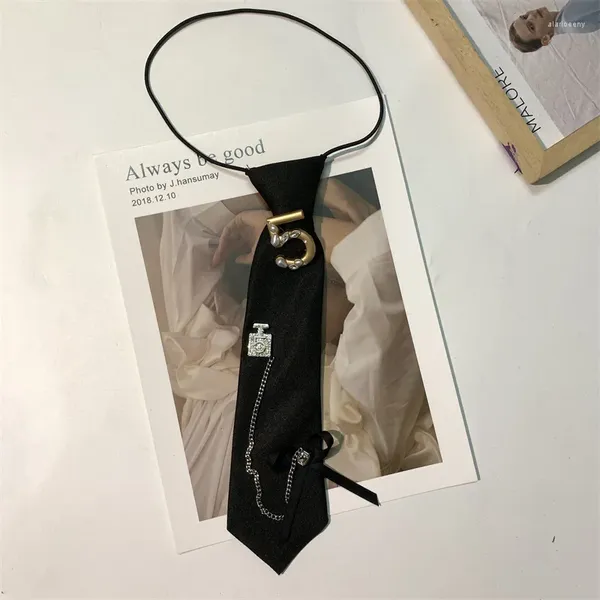 Gravatas de pescoço versão coreana no.5 preto curto feminino doce legal personalidade tendência decorativa xadrez gravata borboleta