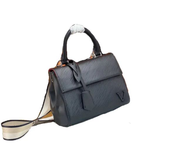 2023 Designer Tote Bag Luxo ClnuyBB Bolsas Mulheres Sacos de Ombro Top-Qualidade Couro Flor Letras Pequenas Totes Senhoras Moda Viagem Bolsas Atacado