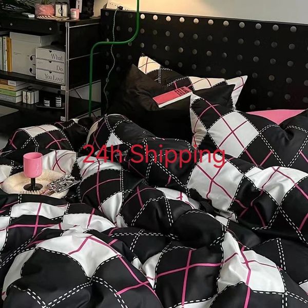 Mode-Stil rosa schwarz Bettwäsche-Set weiche Blume Bettbezug Kissenbezug Bett flache Blatt-Set für Mädchen Doppel Königin König Bettwäsche 240127