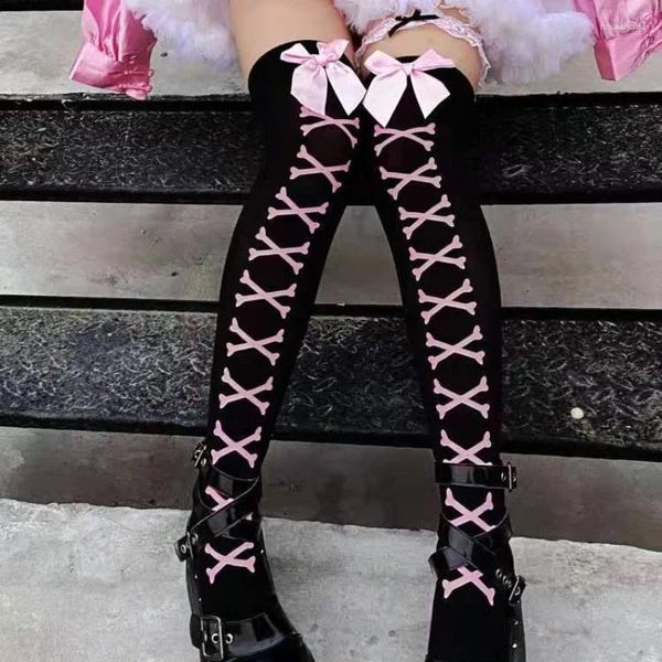 Kadınlar SOCKS Subkültür Klasik Lolita Siyah Goth Sevimli Çoraplar Uyluk Yüksekleri Japon Kızlar Gotik Punk Retro Örümcek Web Kafatası Yarasası Uzun