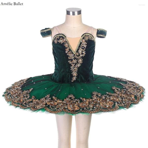 Stage Wear B22099 Un tutù professionale verde Esmeralda unico nel suo genere con un intricato motivo di applicazioni dorate e pietre Abbigliamento da ballo per ragazze