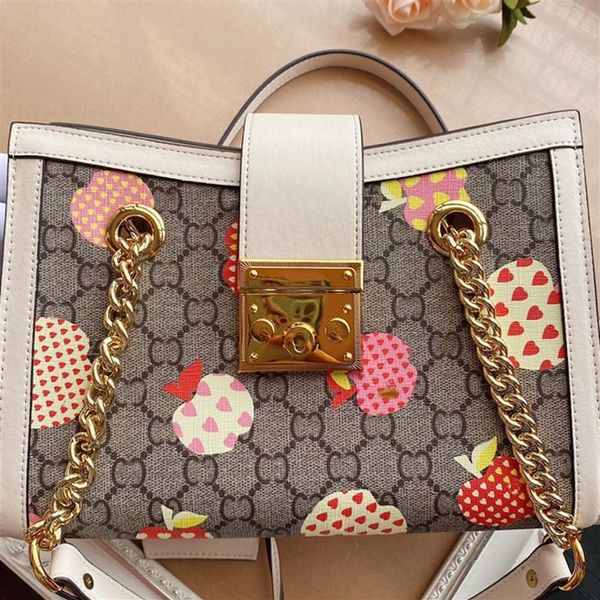 Kadınlar altın zincir çanta kalp bpple omuz çantası tasarımcısı lüks tote çanta sırt çantaları klasik mektup baskılar crossbody el çantaları