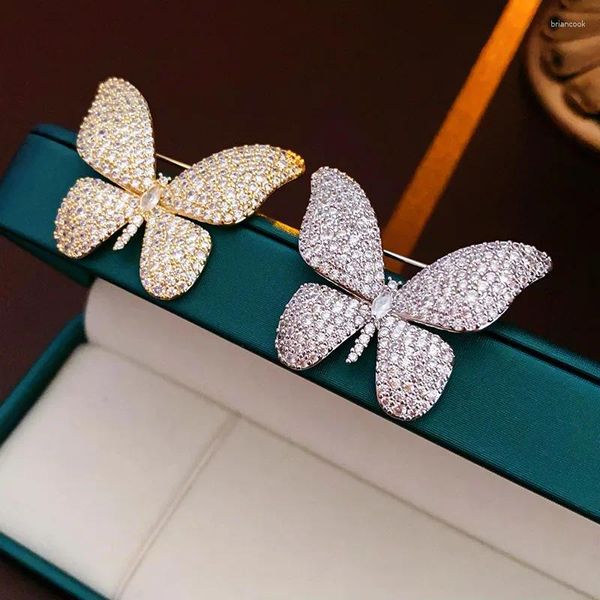 Spille Spilla a farfalla Piccola fragranza di fascia alta Spilla di tendenza temperamento elegante, lussuoso e squisito