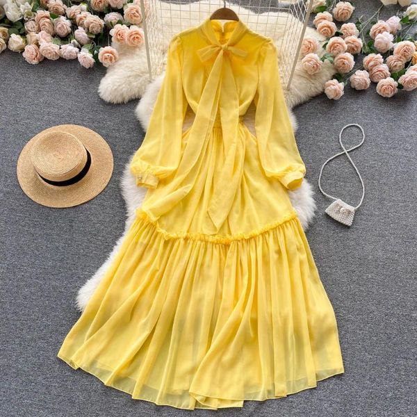 Vestidos casuais luz estilo maduro temperamento feminino super fada vestido de chiffon amarelo com cintura fina férias à beira-mar e longo