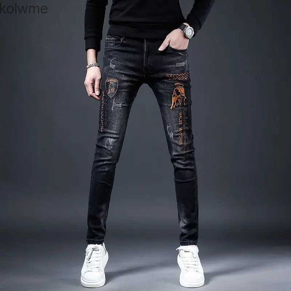 Jeans masculinos de alta qualidade masculino slim-fit leve preto denim calças na moda estampas decorações rasgadas calças casuais elegantes sexy jeans de rua;YQ240205