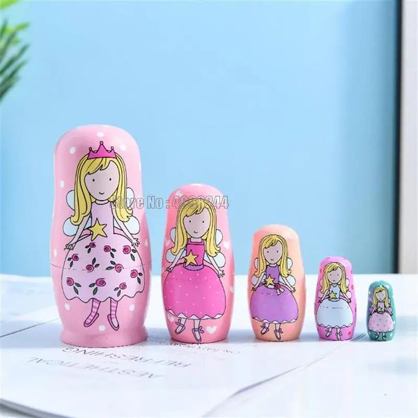 5 strati Angel Girl Matryoshka Doll Pupazzo di neve in legno Russo Nesting Kid Compleanno Regalo di Natale Giocattolo 240125