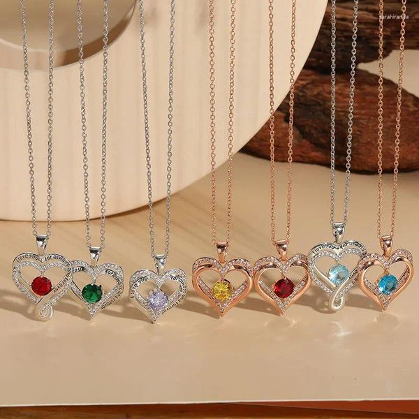Catene Amazon vende collana mamma con zirconi con stile di lusso leggero ed eleganza per inviare ciondolo di gioielli regalo di compleanno della mamma all'ingrosso