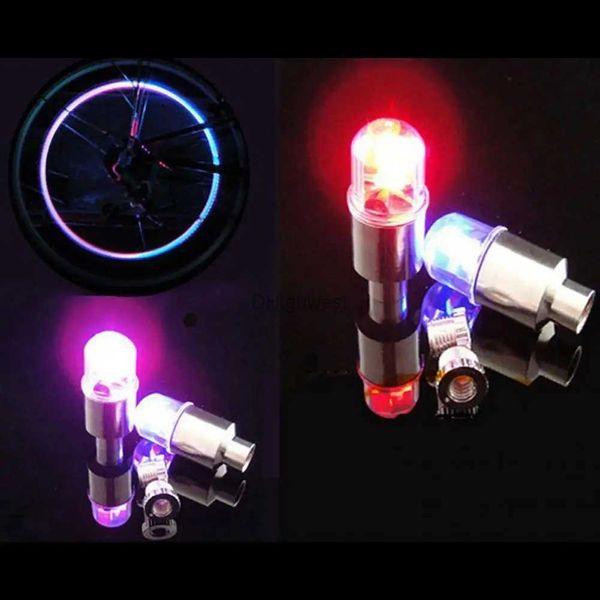 Outros acessórios de iluminação Sensor de movimento de luz de válvula LED com bateria pneu de carro de motocicleta YQ240205