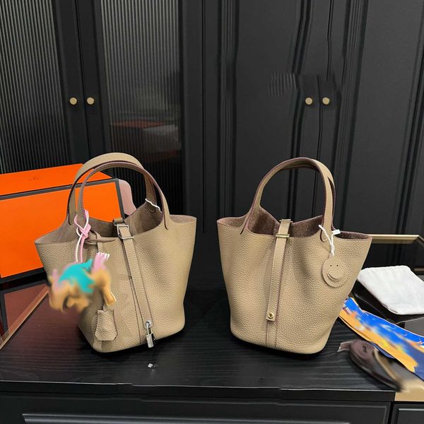 Top Quality Lock Bag Mulheres Bolsa Tote Bucket Bags Handmade Luxury Designer Bolsas Clássico Moda Togo Couro Canvas Shopping Bag 240215