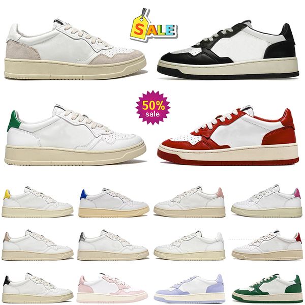 Stili popolari Autrys Scarpe firmate casual Autrys medaglia uomo donna Nero Bianco Panda Panda Azione Pelle bicolore Pelle scamosciata Low Top USA Mocassino Sneakers Scarpe da ginnastica