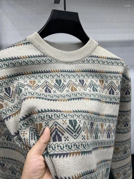 Herrenpullover Leichter luxuriöser High-End-Jacquard-Pullover im ethnischen Stil für 2024 Herbst und Winter, verdickter, warmer, modischer, lässiger Pullover