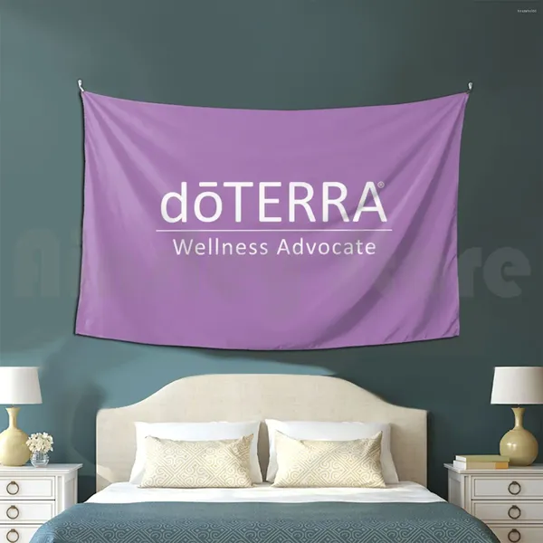 Advogado do bem-estar de Doterra das tapeçarias Camiseta de <br> Entrega Rápida?Tapeçaria de óleos essenciais, sala de estar, quarto 329, proprietário da empresa