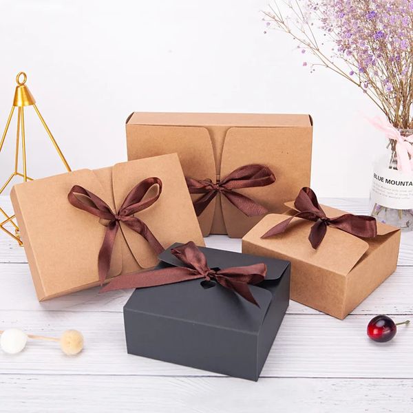 10 штук подарочной коробки из крафт-бумаги с ленточной упаковкой для конфет, тортов, используемых для упаковки подарочных коробок для свадебной вечеринки, декоративная упаковка для пищевых продуктов 240205
