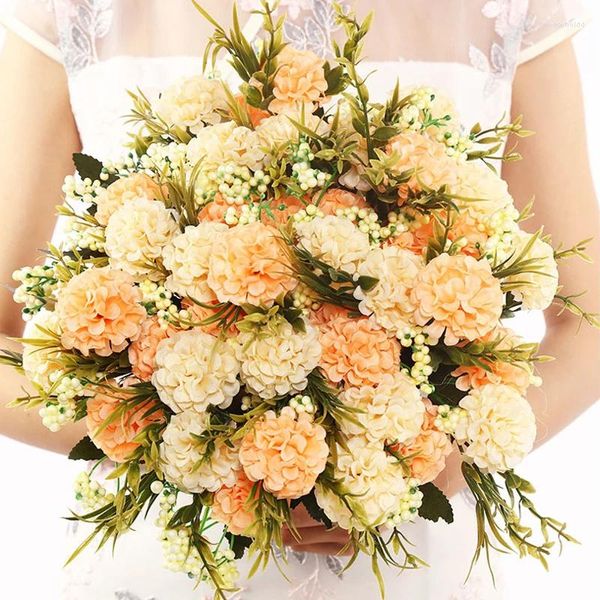 Dekoratif Çiçekler İnci Ball Chrysanthemum Yapay Buket Ev Dekoru Saf El Yapımı Simüle İpek Çiçek Bitki Düğünü
