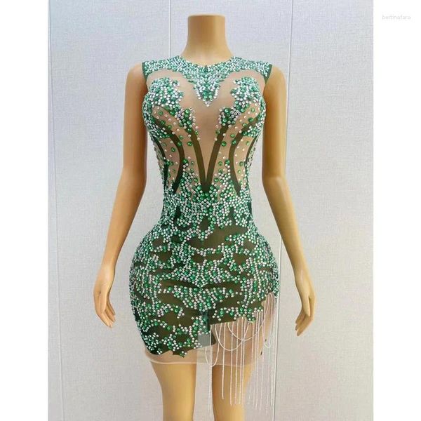 Palco desgaste brilhante verde strass correntes sem mangas malha vestido curto sexy celebrar noite baile traje transparente cantor