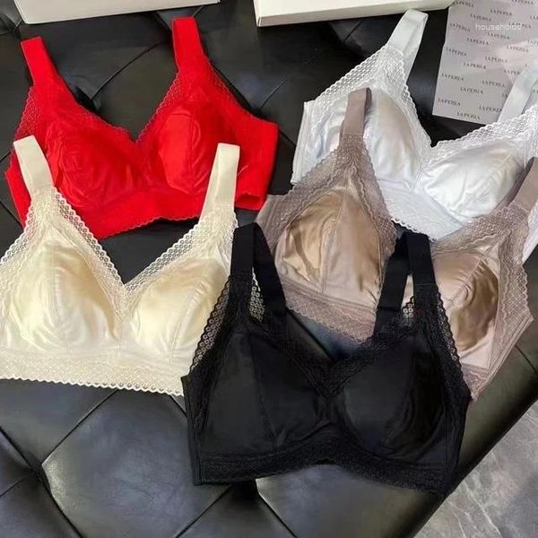 Bras lüks seksi fransız iç çamaşırı saten dantel kadınlar rahat nefes alabilen sütyen plastik göğüs anti-sagging ince fincan lateks