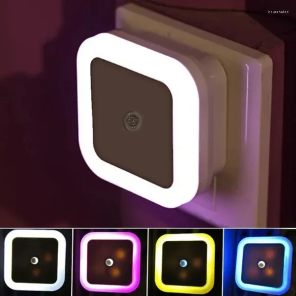 Luci notturne Lampada a sensore automatico a luce LED EU/US Plug-in a parete per corridoio Cucina Bagno Camera da letto Scale