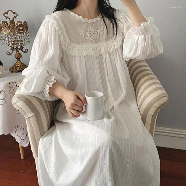 Kadınların pijama vintage pamuk gecesi kadınlar bahar sonbahar beyaz uzun gece elbisesi Victoria retro dantel peignoir geceleme ev kıyafeti