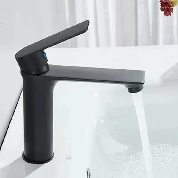 Rubinetti per lavandino del bagno Lavabo in rame e rubinetto freddo Lavabo con valvola miscelatrice da tavolo nero