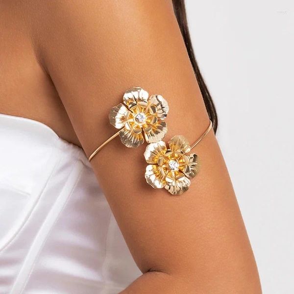 Браслет в богемном стиле с металлическим цветком, верхний браслет, цепочка на руку для женщин, геометрический ретро-манжета, открытые регулируемые браслеты для тела