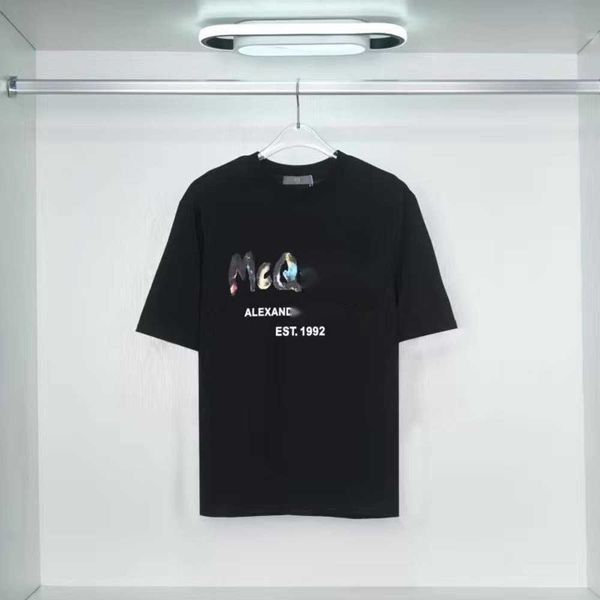 McQQS T-Shirts Tasarımcılar Tişörtler Yaz Erkekler Kadın Tees Moda Üstleri Adam Mektup Mektup Gömlek Lüks Giyim Sokağı Doğru Versiyon Yüksek kaliteli resim