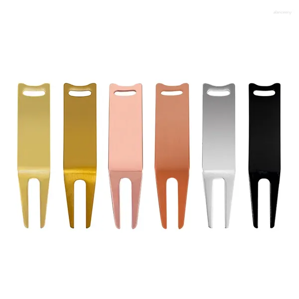 Strumenti per l'allenamento del golf Lega di cartoni animati modello Pitch Repairer Divot Tool per lo sport Forcella verde Zinco antigraffio durevole