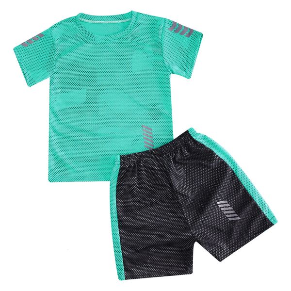 Bambini Ragazzi Tuta sportiva ad asciugatura rapida Calcio Partita di basket Allenamento Corsa Abbigliamento sportivo estivo T-shirt a maniche corte Pantaloncini Set 240202