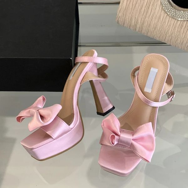 Liyke Marke Super High Heels Sexy Sandalen Mode Rosa Seide Bowknot Platz Offene spitze Klobige Plattform Schuhe Frauen Pumpen 240119