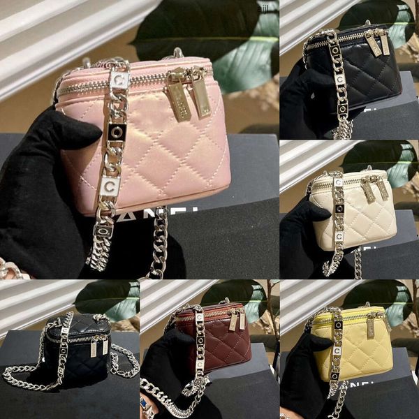 Catene classiche smaltate Designer di lusso Cc Scatola per trucco Borsa a tracolla Moda francese Donna Vanity Case Spalla Borse da donna in vera pelle Borsa da sera Rosa