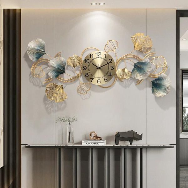 Wanduhren Designer Metall Uhr Luxus Blume Dekoration Koreanische Chic Uhren Kunst Eisen Relogio De Parede Wohnzimmer