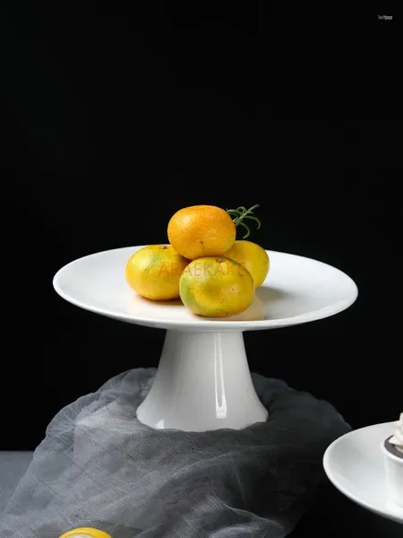 Kleine Teller für chinesischen Tee und Gebäck, hohes Fußtablett, Ornamente aus Keramik, Obst