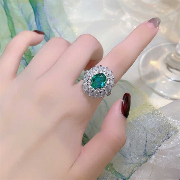 Bandringe Berühmte Prominente, smaragdgrüne Frau, Instagram-High-End-Textur, Nischendesign, luxuriöser Volldiamant, Internet-Promi-Live-Streaming-Ring