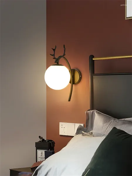 Wandlampen Nordic Geweih Glaskugel Luxus moderne Wohnzimmer Lampe Designer Schlafzimmer Nacht Studie Gang dekoriert Wandlampen Lichter