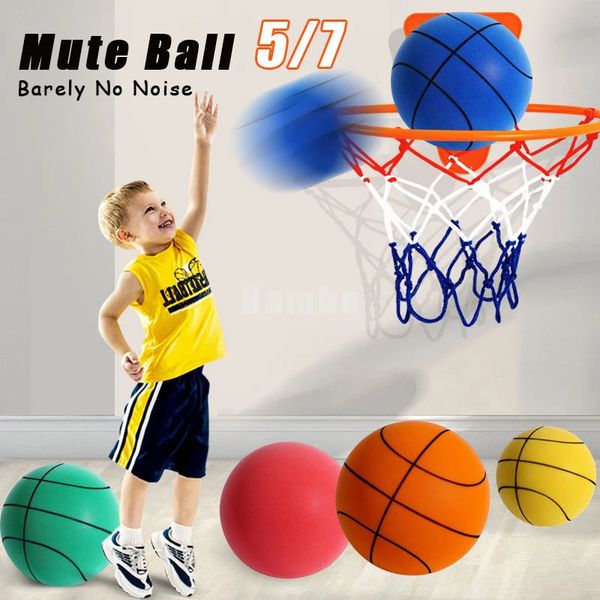 Palla che rimbalza muta 24 cm Pallacanestro silenziosa per interni Taglia 7 Giocattoli in schiuma per esterni Baby Bounce Football 18 cm Palle sportive per bambini 240202