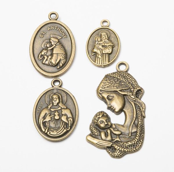 40 pz Mix Antico Vintage religioso Cristianesimo charms Cristo Gesù bronzo gatto pendenti per braccialetto collana orecchino gioielli fai da te4174916