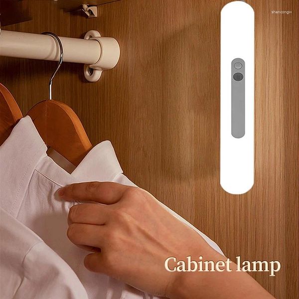 Luci notturne Lampade a sensore di movimento ricaricabili a luce LED sotto l'armadio per la decorazione del guardaroba della camera da letto di casa 18 cm/30 cm
