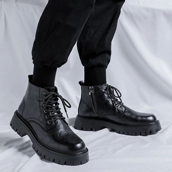 Britischer Stil Herren-Leder-Stiefeletten mit dicken Sohlen, Herbst- und Frühlings-Mid-Cut-Stiefel für Männer, zum Schnüren, weiche runde Zehenschuhe, Cowboystiefel 240126