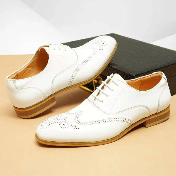 Kleidschuhe Leder Herren Business Casual Englisch Geschnitzt Spitze Oxford Formelle Hochzeit Bräutigam Weiß